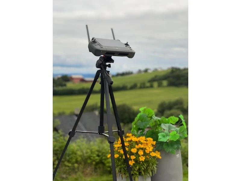 LifThor Stativ Halterung für DJI RC Pro Plus 6 LifThor Stativ Halterung für DJI RC Pro Plus – Bild 6